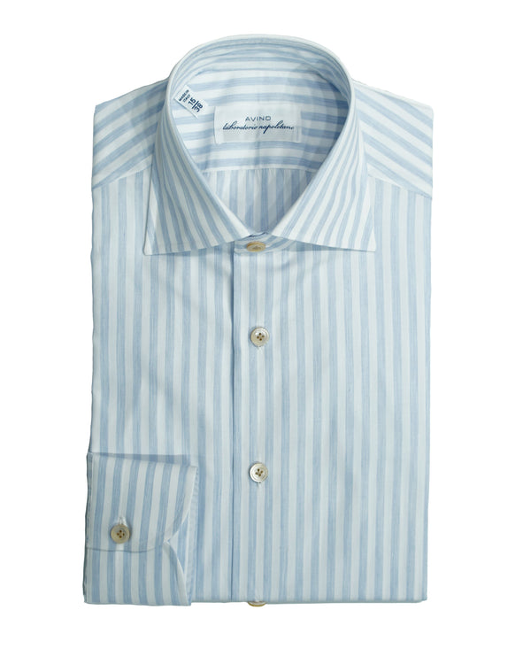 Avino shirts are hand made ready to wear shirts. They feature &nbsp;eight beautifully hand crafted points. Hand attached collar and buttons, hand stitched button holes and armholes to mention a few. All this combined with&nbsp;quality fabrics make up a superior shirt.

These are truly great shirts. We have seen a lot of shirts along the way and Avino stole our hearts straight away.&nbsp;Love on first try.


Tailored fit. This means between slim and classic fit
Fits true to the size. If in doubt of your size
