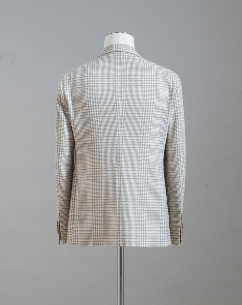 Tagliatore Wool & Cotton Glencheck Jacket. Bold checks, but very sophisticated color way. Beautiful to combine with variations of browns and grays. 55% wool & 45% cotton Mod. 1SMC22K Col. A1265 Cream & Taupe Made in Martina Franca, Italy