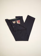 Berwich model Retro pants with 1 pleat in front and side adjusters. Very up-to-date and comfortable carrot model; nicely roomy upper part and slim in the bottom. Color: Navy Model: Retro Article: sb1201 Made in Martina Franca, Italy