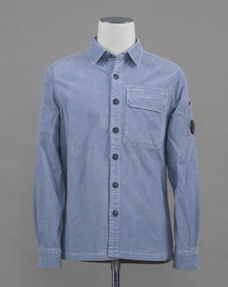Art. 13CMSH289A 0064100 Col. 843 / Infinity Blue 97% Cotton 3% Elastan C.P. Company Corduroy Overshirt / Infinity Blue