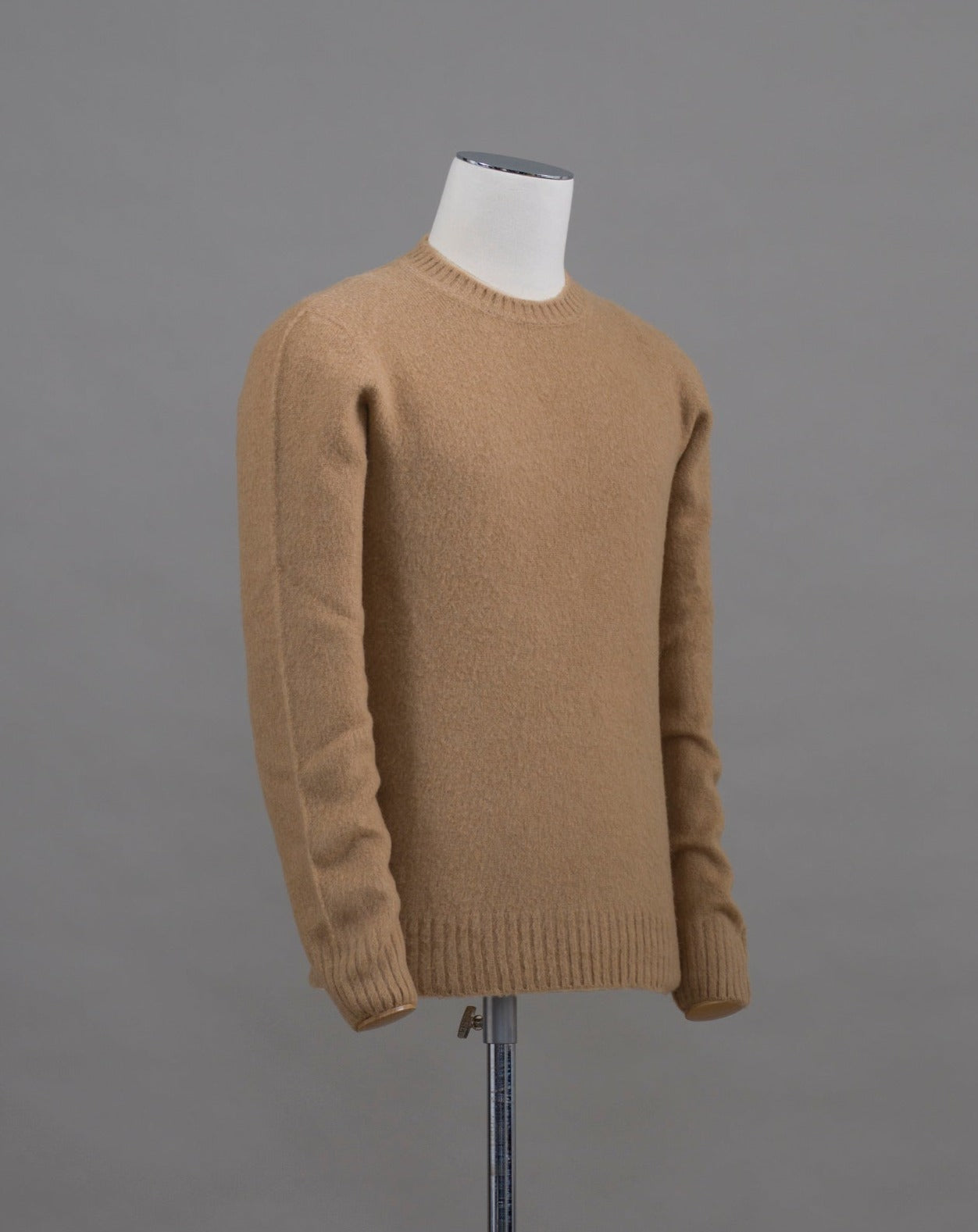 Art. 24195/18801 100% Wool Col. 125 / Beige Gran Sasso Brushed Wool Crew Neck / Beige