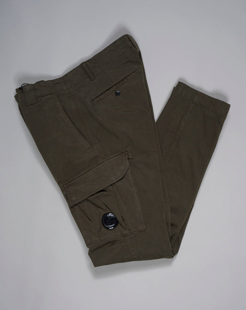 Art. 13CMPA186A 005529G Col. 683 / Ivy Green Composition: 98% Co 2% Ea C.P. Company Stretch Sateen Cargo Pants / Ivy Green