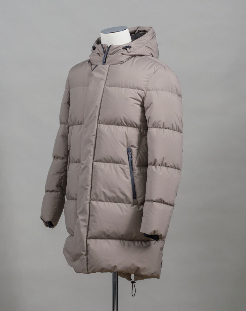 Herno Laminar Down Gore Windstopper Fishtail Parka.  GORE TEX Infinium™ membrane makes this parka totally wind and water proof. Add puffy down filling and you do not have to worry about the winter conditions any more. Art. PI00245UL 11106 Col. 2600 / Taupe 80% Down 20% Feather Fixed hood Two way zipper in front