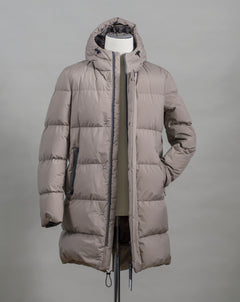Herno Laminar Down Gore Windstopper Fishtail Parka.  GORE TEX Infinium™ membrane makes this parka totally wind and water proof. Add puffy down filling and you do not have to worry about the winter conditions any more. Art. PI00245UL 11106 Col. 2600 / Taupe 80% Down 20% Feather Fixed hood Two way zipper in front
