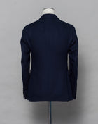 Composition: 100% Linen Modello: A-PL20KBR PE Color: Navy / EB804 Unconstructed Unlined Slimfit Double-breasted Wide peak lapel Patch pockets Side vents One pleat Made in Martina Franca, Italy