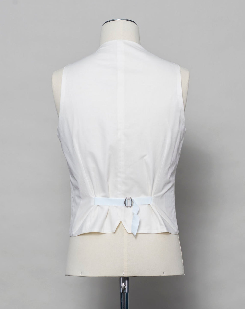 Tagliatore Double-Breasted Shawl Waistcoat / White