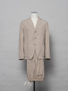 Altea Unconstructed Lightweight Shirt Jacket / Beige 3 Patch pocekts Side vents Article: 2352012 Color: Beige / 32 64% Lyocell 33% Cotton 3% Elastan Made in Italy Please Note: Jacket and Pants are sold separately.