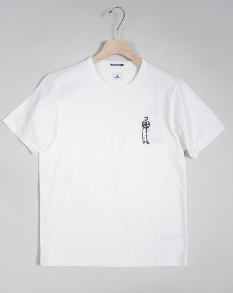 Crew neck T-shirt in a releaxed fit, featuring a graphic British Sailor print on both the front and the reverse. Crafted from mercerized cotton jersey for a reinforced fit that responds more intensely to the garment dyeing process, for an increased chromatic depth throughout the piece.  TS155A6499W Col 103 White 