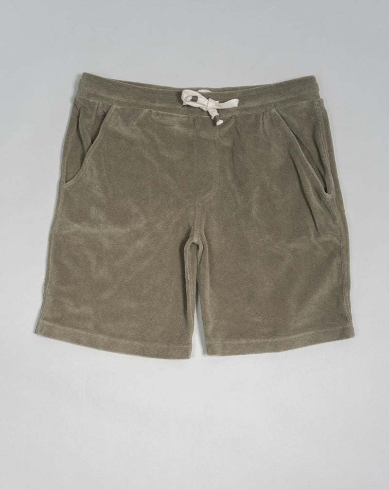 Drawstring shorts made of terry cloth, aka towel cloth, for summer leisure. Beach chic at it´s best. Article: 2353204 Color: 45 / Green Composition: 100% Cotton