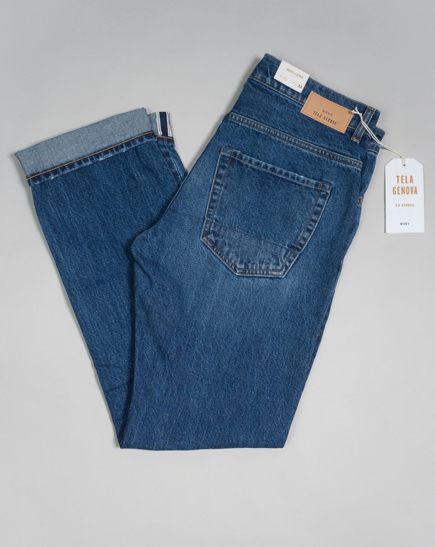 Composition: 100% Cotton 5-Pocket Color: Washed Blue Model: Davide Article: D6-15606 Selvedge denim Made in Italy Tela Genova Selvedge Jeans / Washed Blue