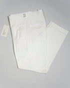 Article: 323136 Model: Quartieris Color: Panna / 03 Composition: 97% Cotton 3% Elastan Briglia Pleated Cotton Chinos / Panna