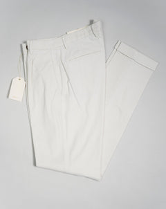 Article: 323051 Color: Chalk White / 103 Composition: 64% Tencel 32% Cotton 4% Elastan Made in Naples , Italy Briglia Garment Dyed Chinos / Chalk White