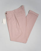 Article: 323051 Color: Light Rosa / 69 Composition: 64% Tencel 32% Cotton 4% Elastan 1 Pleat in front Slanted side pockets Beltloops Beautiful color and broken in look and feel achieved by Garment dying  Made in Naples, Italy