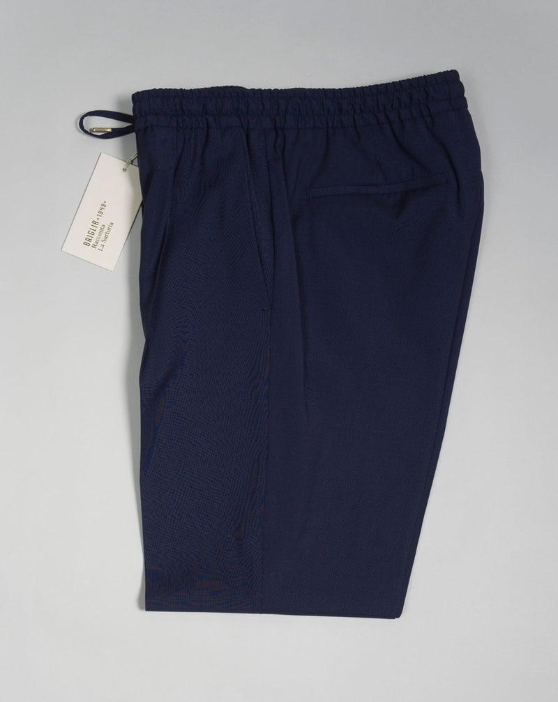 Article: 323108 Color: Navy / 91 Model: Wimbledons Composition: 100% Virgin Wool Made in Naples, Italy Briglia Lightweight Wool Drawstring Trousers / Navy