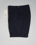 Briglia sartorial bermudas with side adjusters and two front pleats. Style: Amalfi Art 323050 Composition:  55%Co 45%Li 2 pleats in front Side Adjusters navy blue