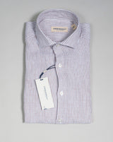Light brown striped long sleeved linen shirt from Ghirardelli. Washed to give the garment soft touch and relaxed look.  Composition: 100% Linen Color: Light Brown Long sleeves Removable collar bones