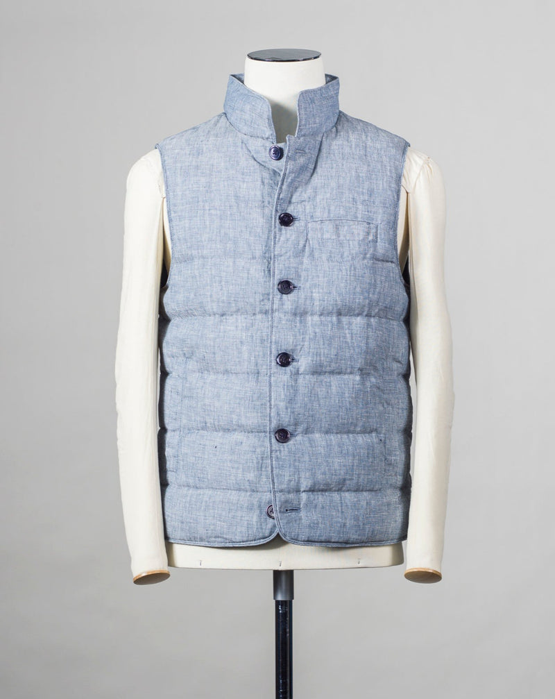 Art. 430022 2552 Col. 170 / Blue Outer Material 100% Linen Lining 100% Nylon Filling: 90% Down 10% Feathers Stenströms Linen Vest / Blue