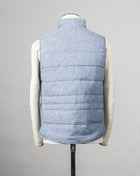 Art. 430022 2552 Col. 170 / Blue Outer Material 100% Linen Lining 100% Nylon Filling: 90% Down 10% Feathers Stenströms Linen Vest / Blue